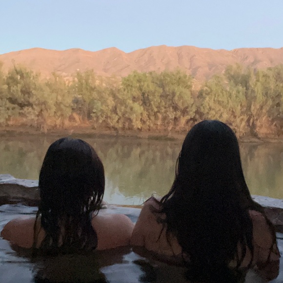 ♥️ Like to be notified when I’m live 🥰 - Picture 4 of 6